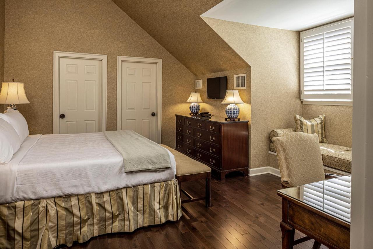 Baywood Conference And Lodging Center Coraopolis Экстерьер фото
