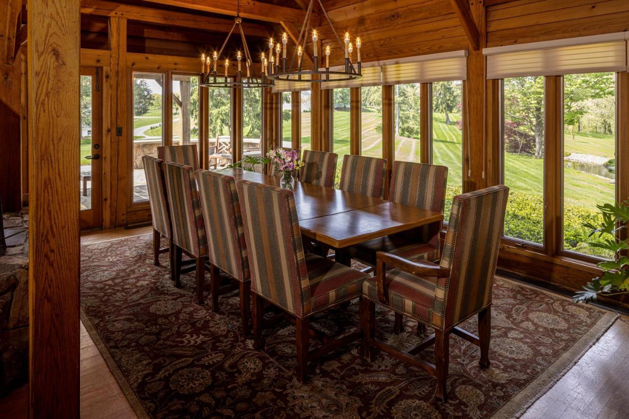Baywood Conference And Lodging Center Coraopolis Экстерьер фото