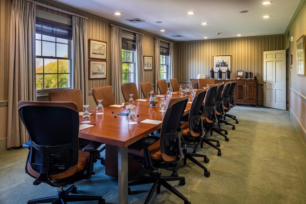 Baywood Conference And Lodging Center Coraopolis Экстерьер фото