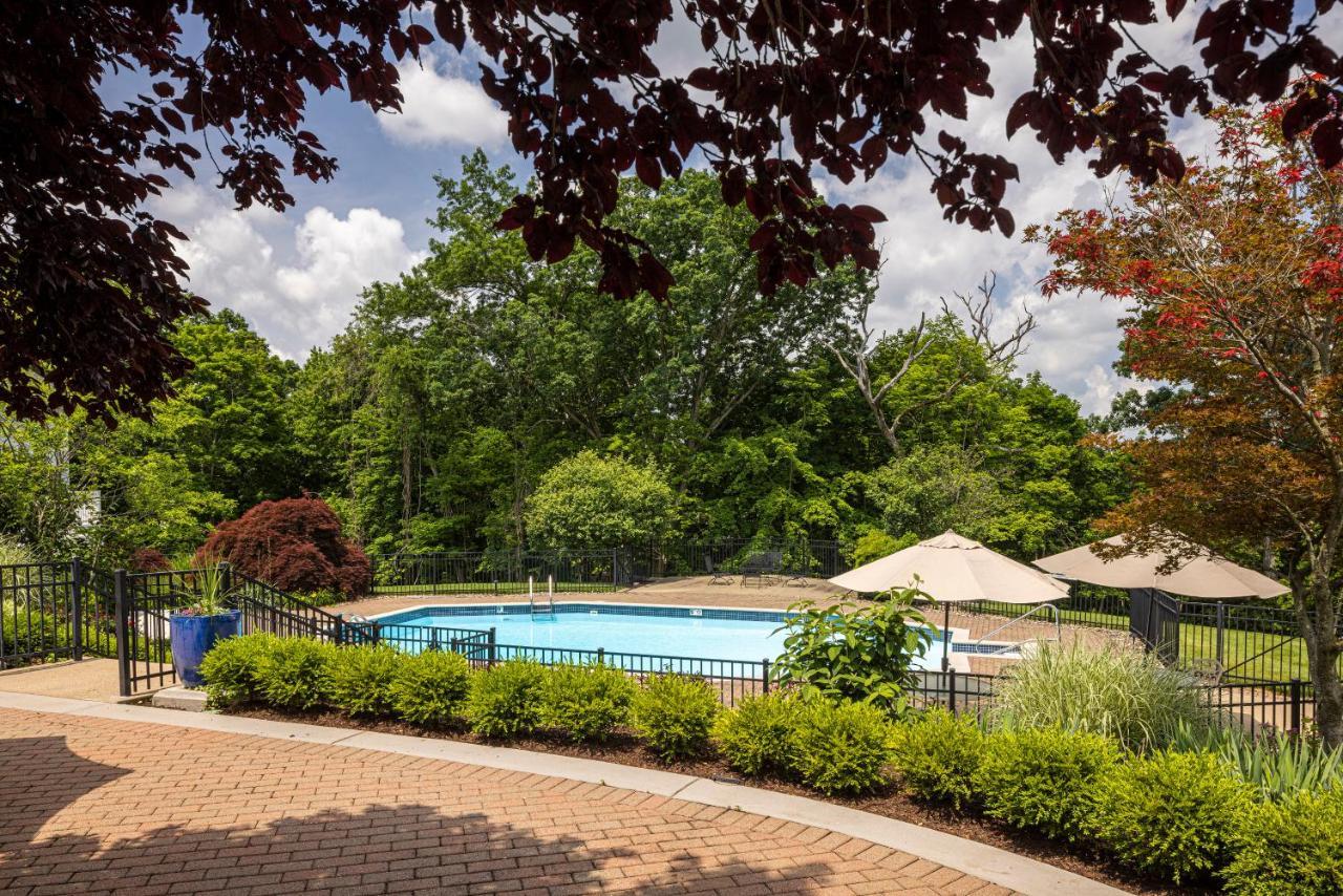 Baywood Conference And Lodging Center Coraopolis Экстерьер фото